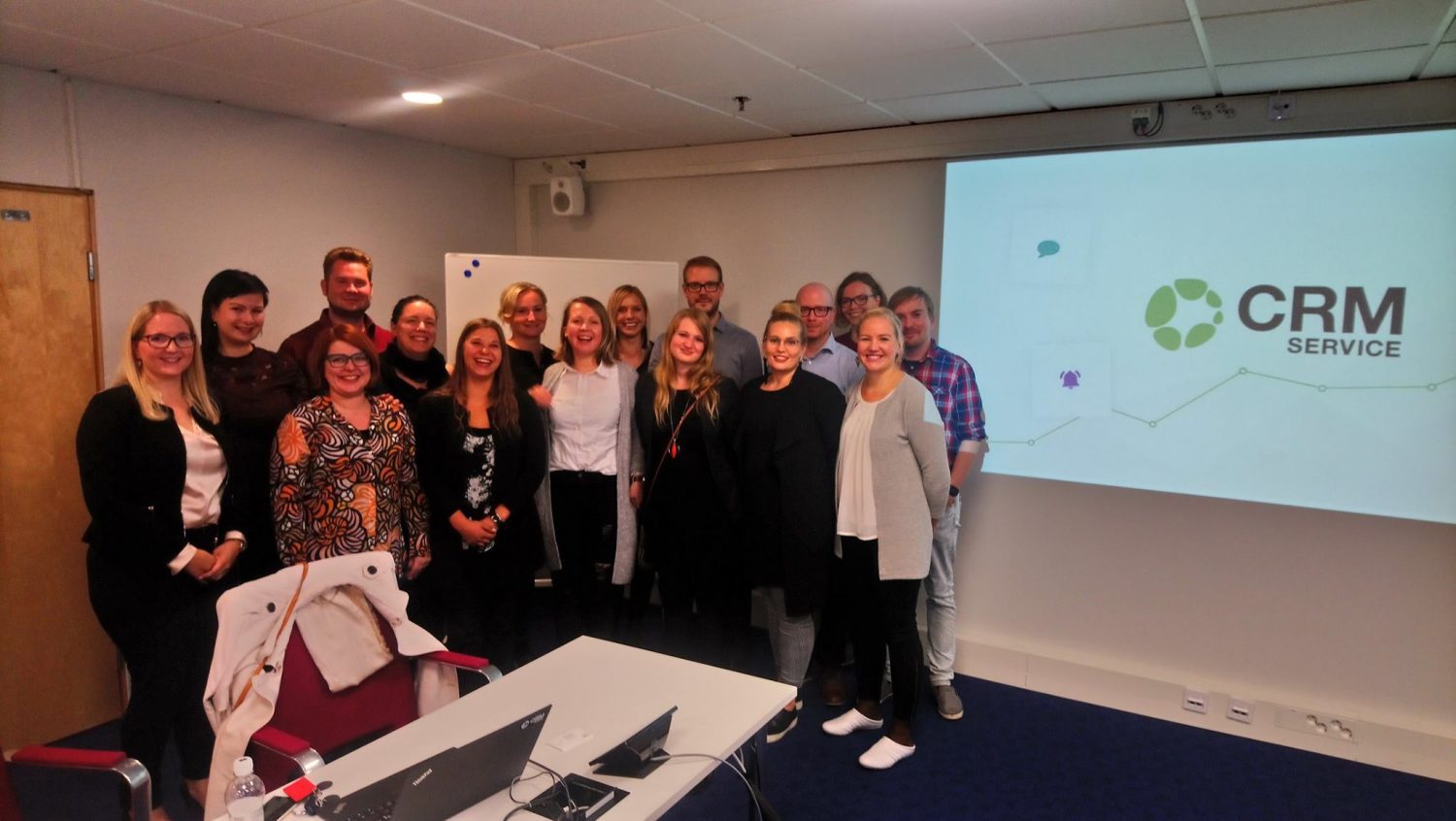 Jyväskylän Nuorkauppakamarilaisten vierailu CRM-Servicelle